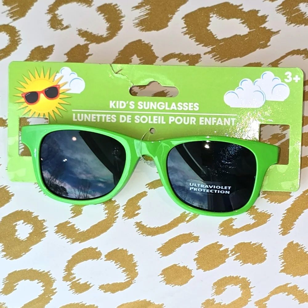 Kids Retro Style Green Sunglasses with UV Protection